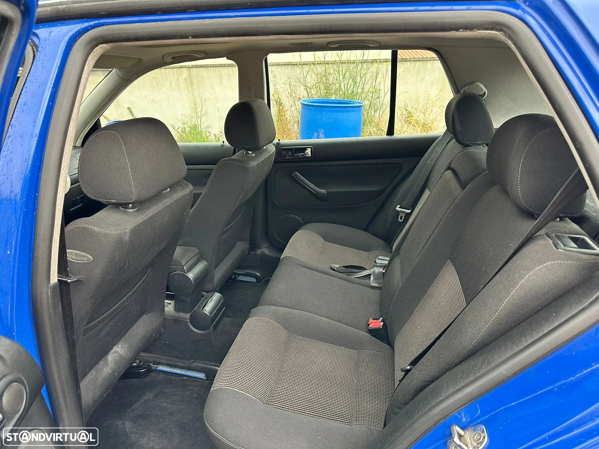 VW Golf - 9