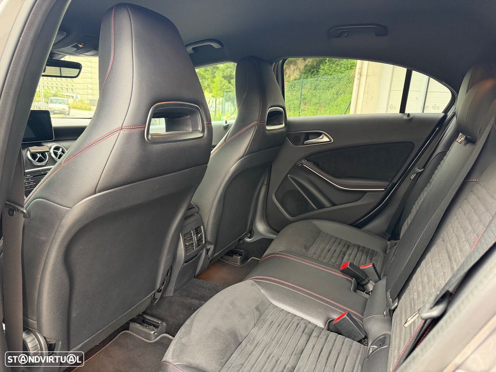 Mercedes-Benz A 180 CDI 7G-DCT AMG Line - 13