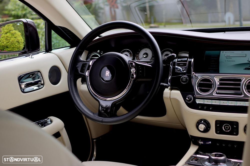 Rolls Royce Wraith 6.6 Twin-Turbo V12 - 42