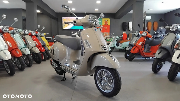 Vespa GTS
