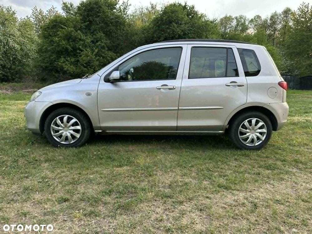 Mazda 2 - 3