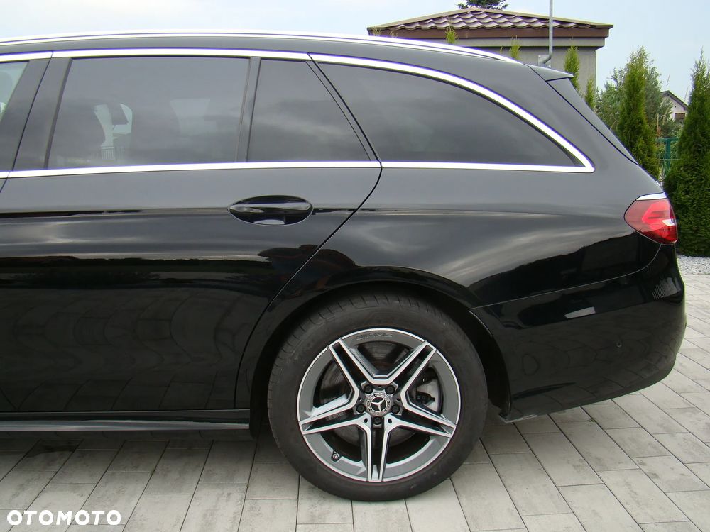 Mercedes-Benz Klasa E 300 de 4Matic 9G-TRONIC AMG Line - 8
