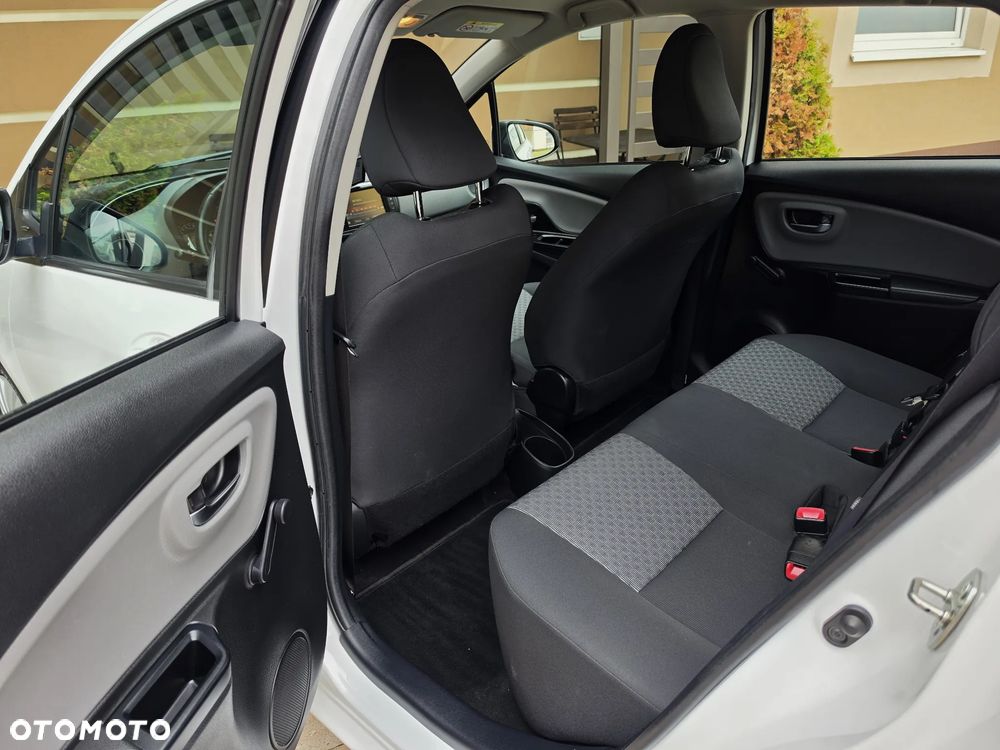 Toyota Yaris 1.33 Luna - 38