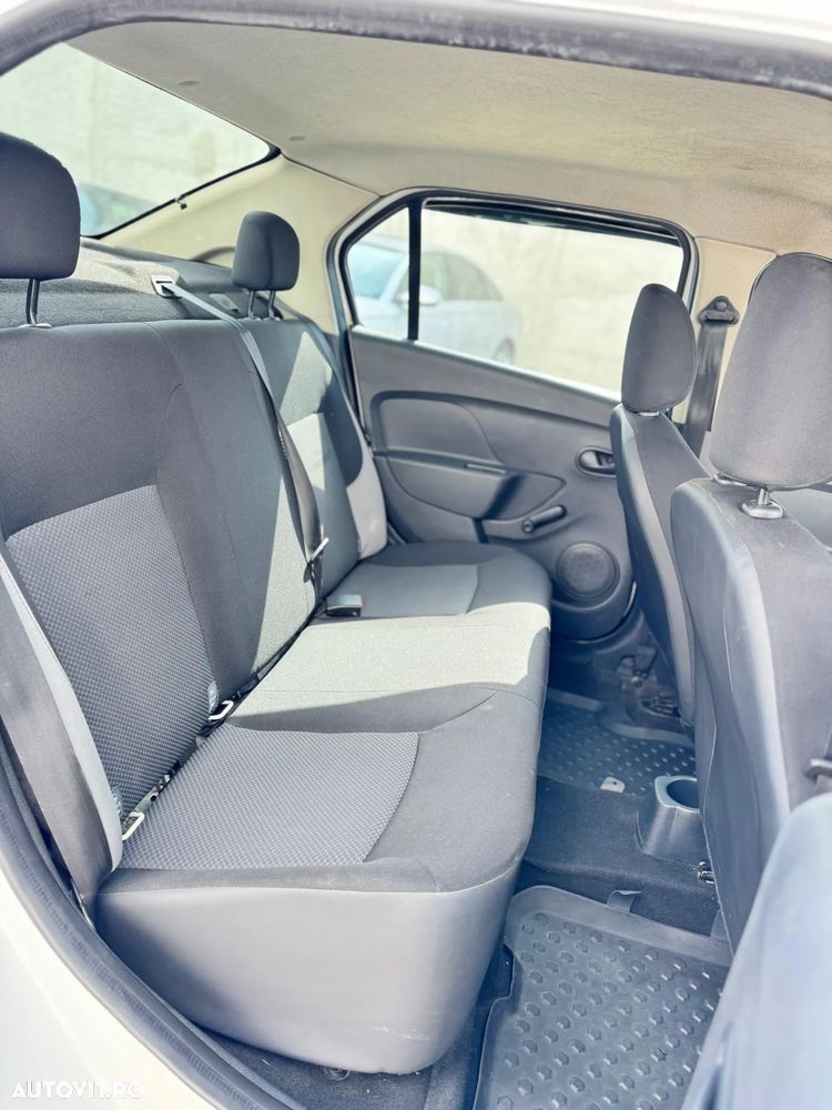 Dacia Logan 1.2 Acces - 7