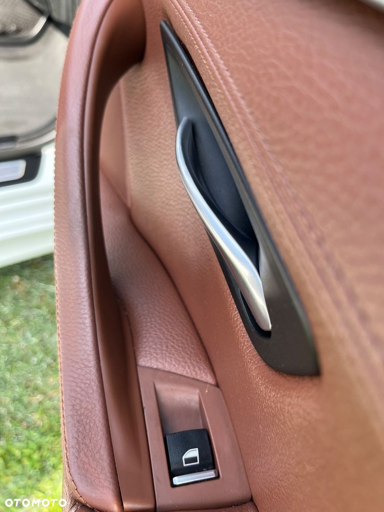 BMW Seria 5 530d - 31