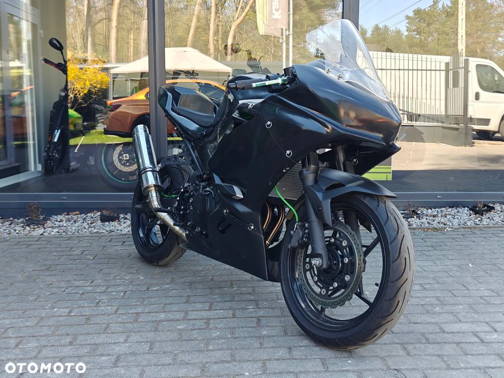 Kawasaki Ninja 400 - 5