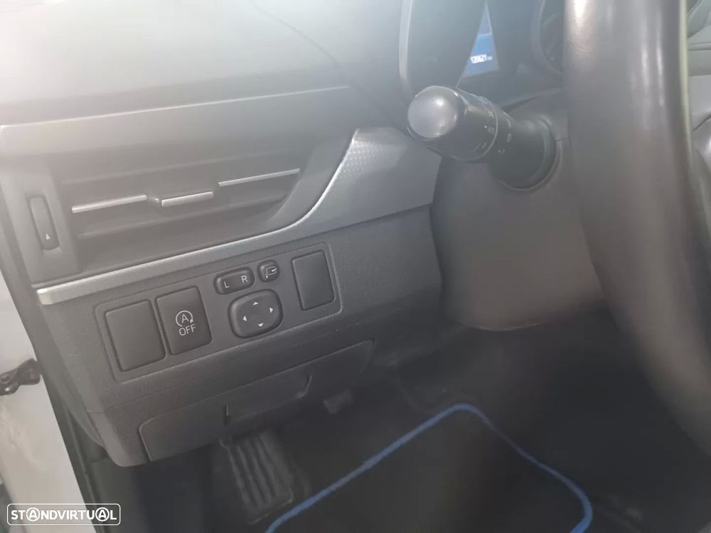 Toyota Avensis Touring Sports 1.6 D-4D Edition-S - 22