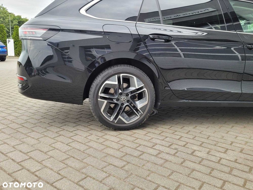 Volkswagen Passat - 15