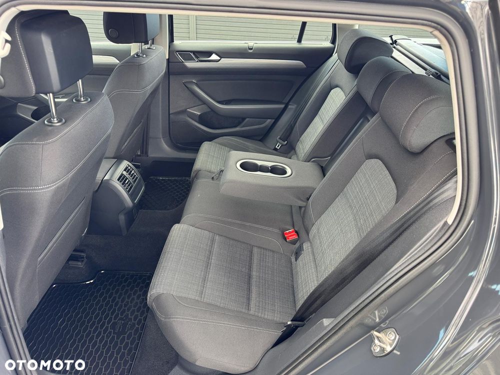 Volkswagen Passat 2.0 TDI EVO Business DSG - 40