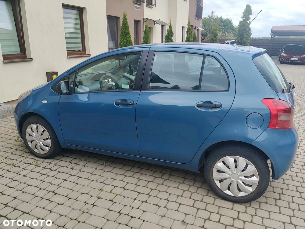 Toyota Yaris - 3