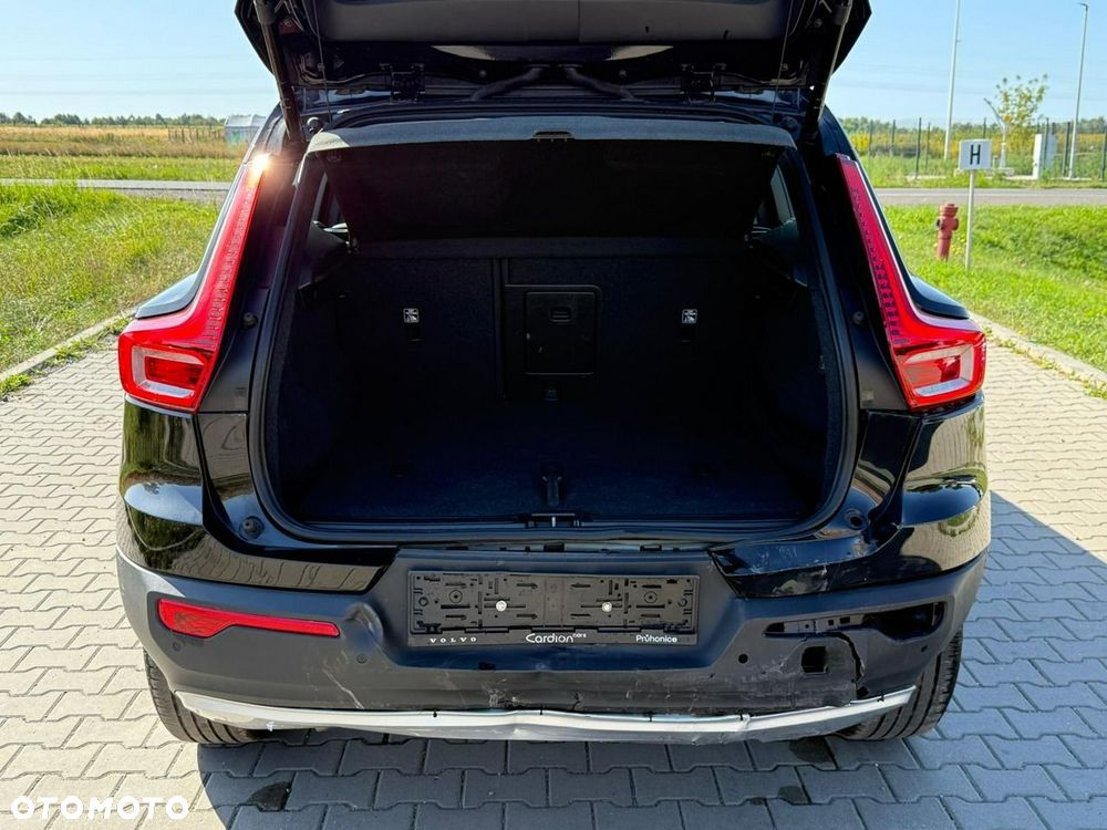 Volvo XC 40 D3 Momentum - 17