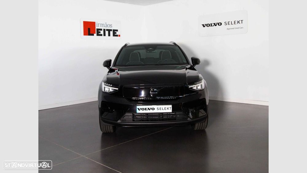 Volvo EX40 82 kWh Single Motor Extended Range Black Edition - 3