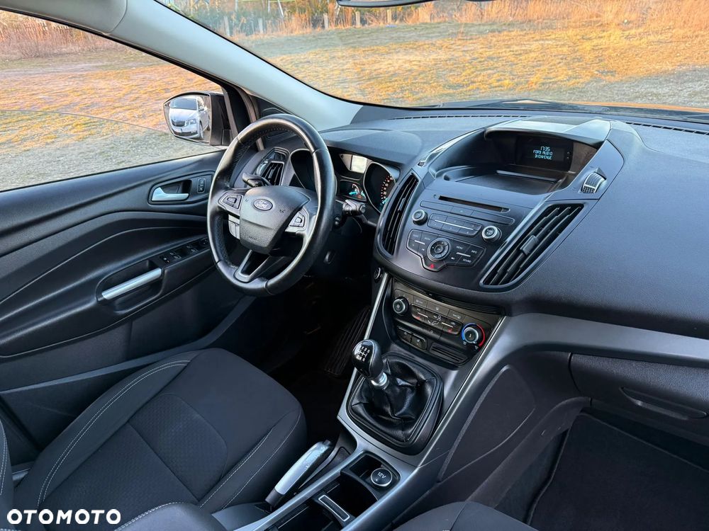 Ford Kuga 1.5 EcoBoost 2x4 Trend - 7