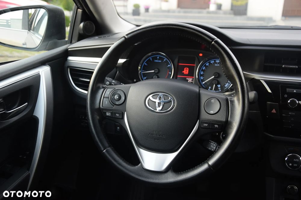 Toyota Corolla 1.6 Valvematic Life Plus - 26