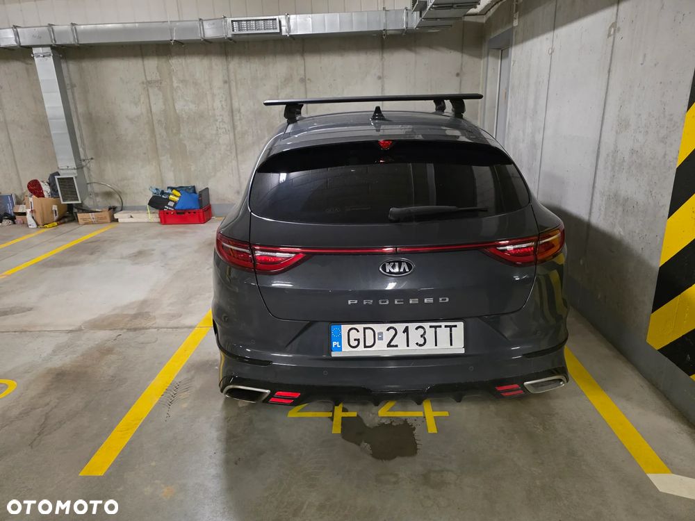 Kia ProCeed - 2