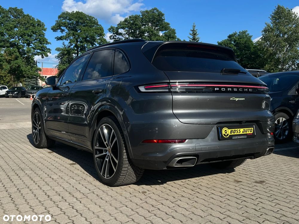 Porsche Cayenne - 7