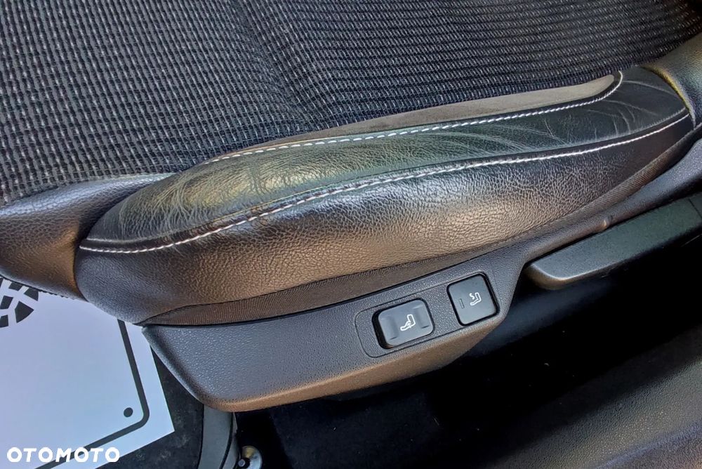 Citroën C4 PureTech 130 Stop & Start EAT6 Shine - 15