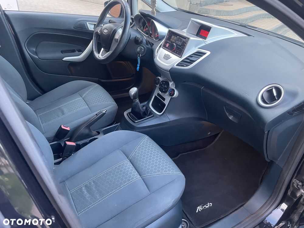 Ford Fiesta 1.25 Titanium EU5 - 14