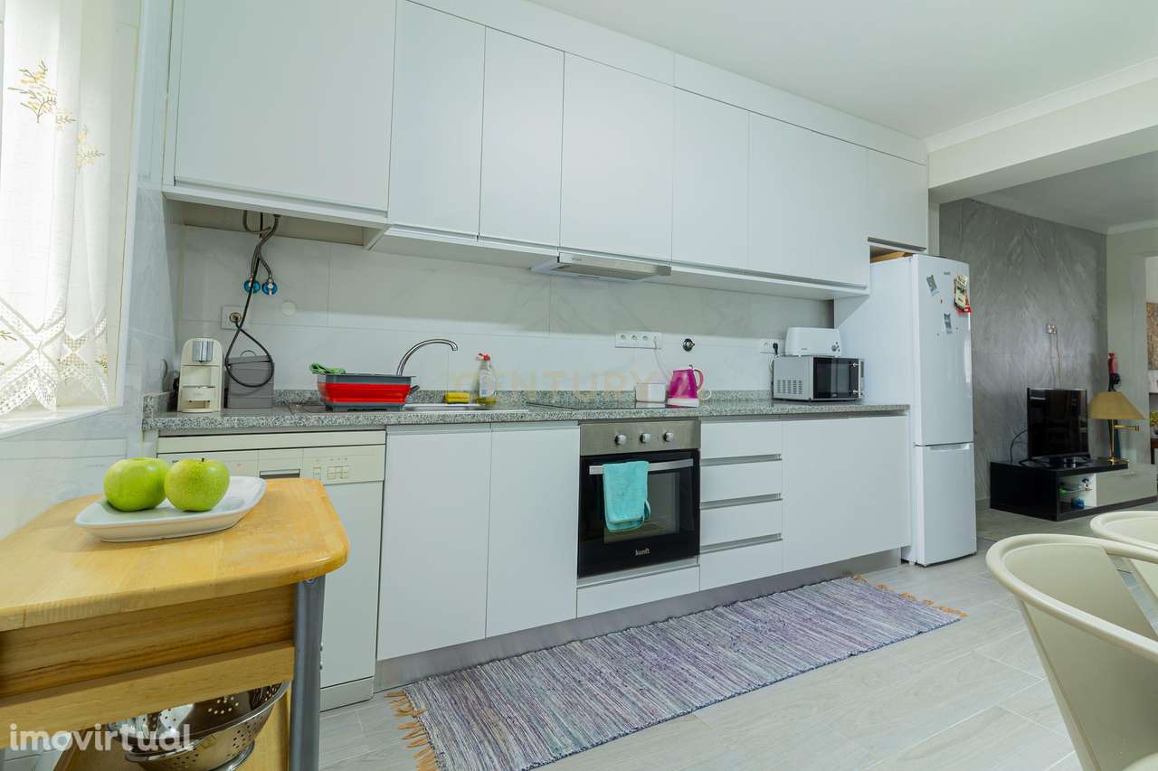 Apartamento T4 e T1 renovado em Bragança - Grande imagem: 3/42