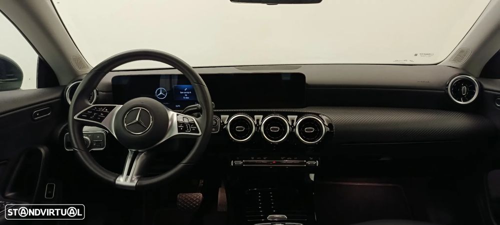 Mercedes-Benz CLA 180 d - 14