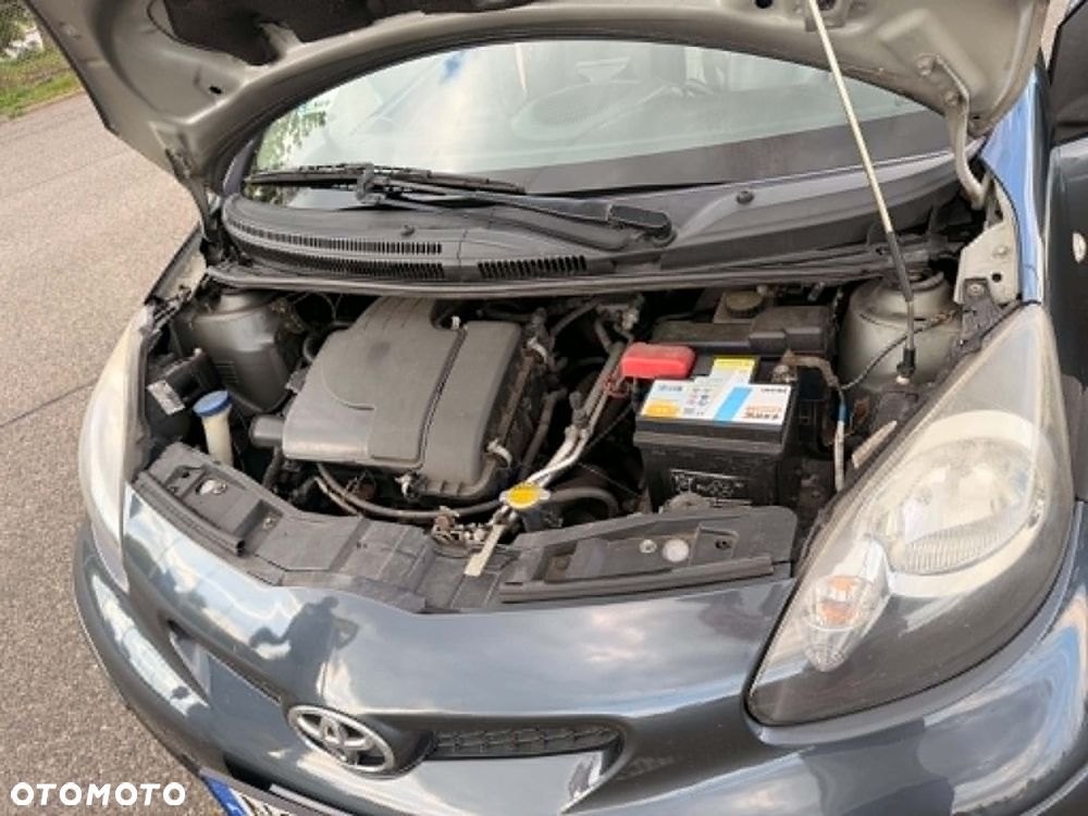 Toyota Aygo Standard - 15
