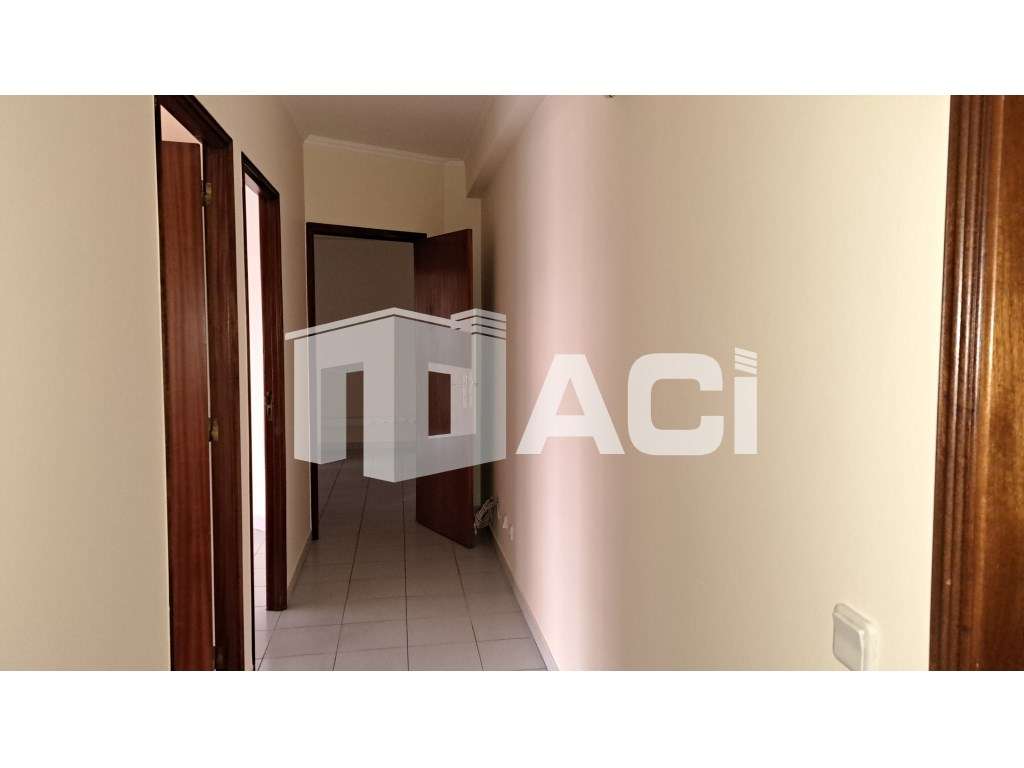 Escritório - Av. Marquês de Pombal - Grande imagem: 2/10