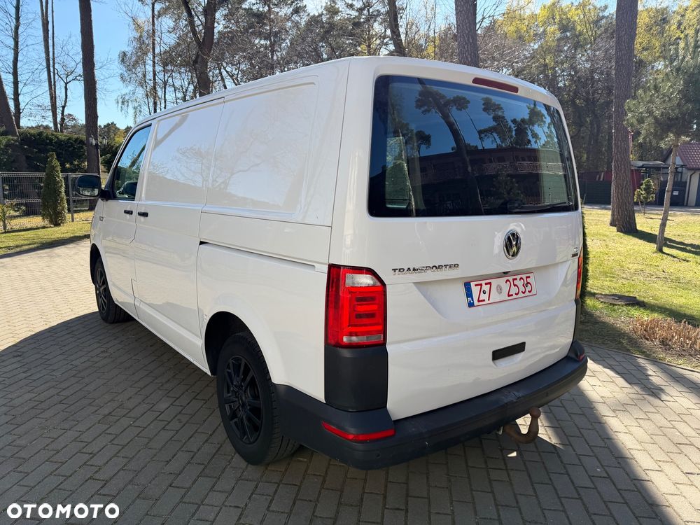 Volkswagen Transporter - 3