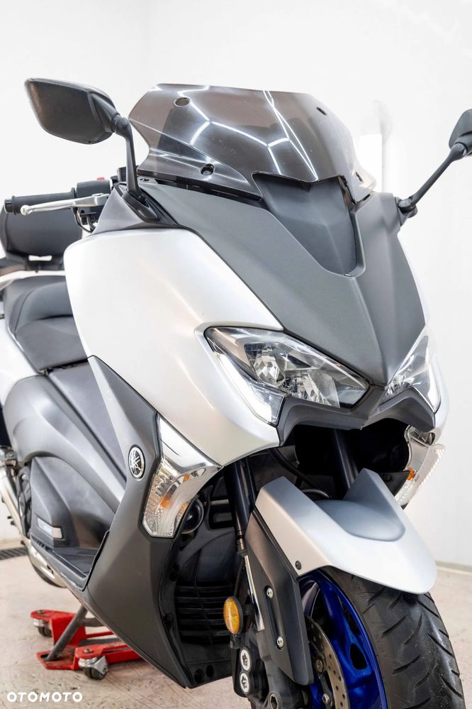 Yamaha Tmax - 11