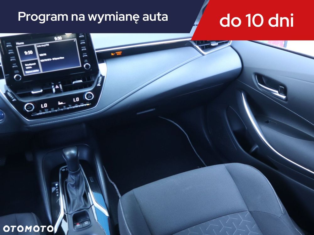 Toyota Corolla - 10