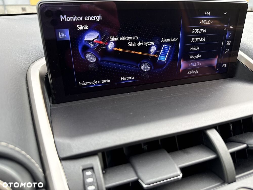 Lexus NX 300h F Impression AWD - 23