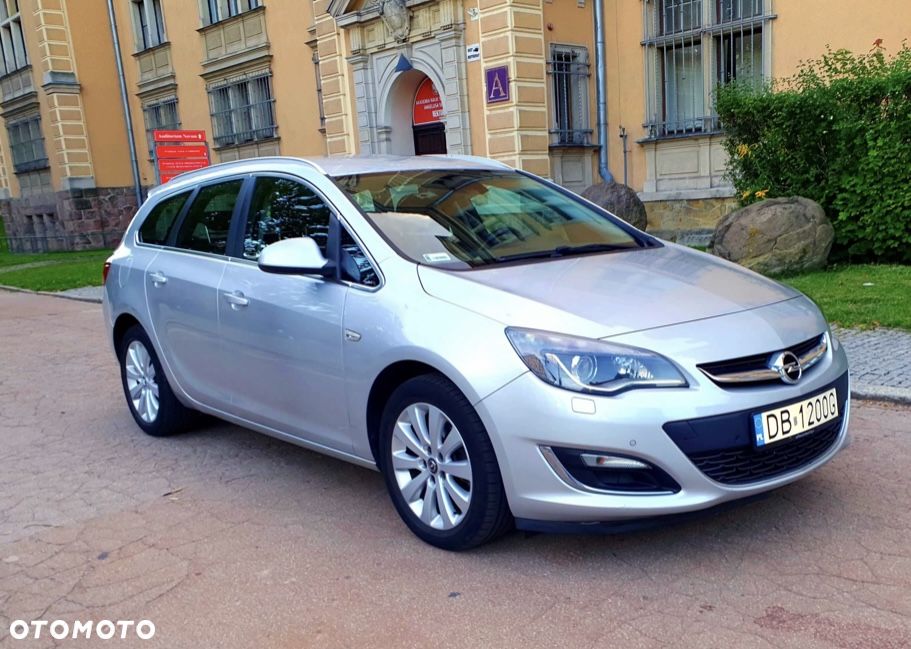 Opel Astra 1.7 CDTI Cosmo - 3