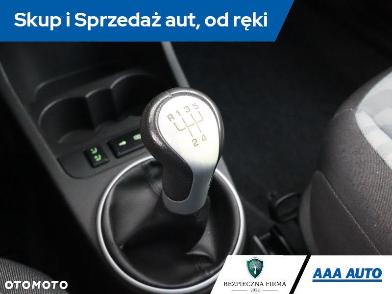 Skoda Fabia - 15