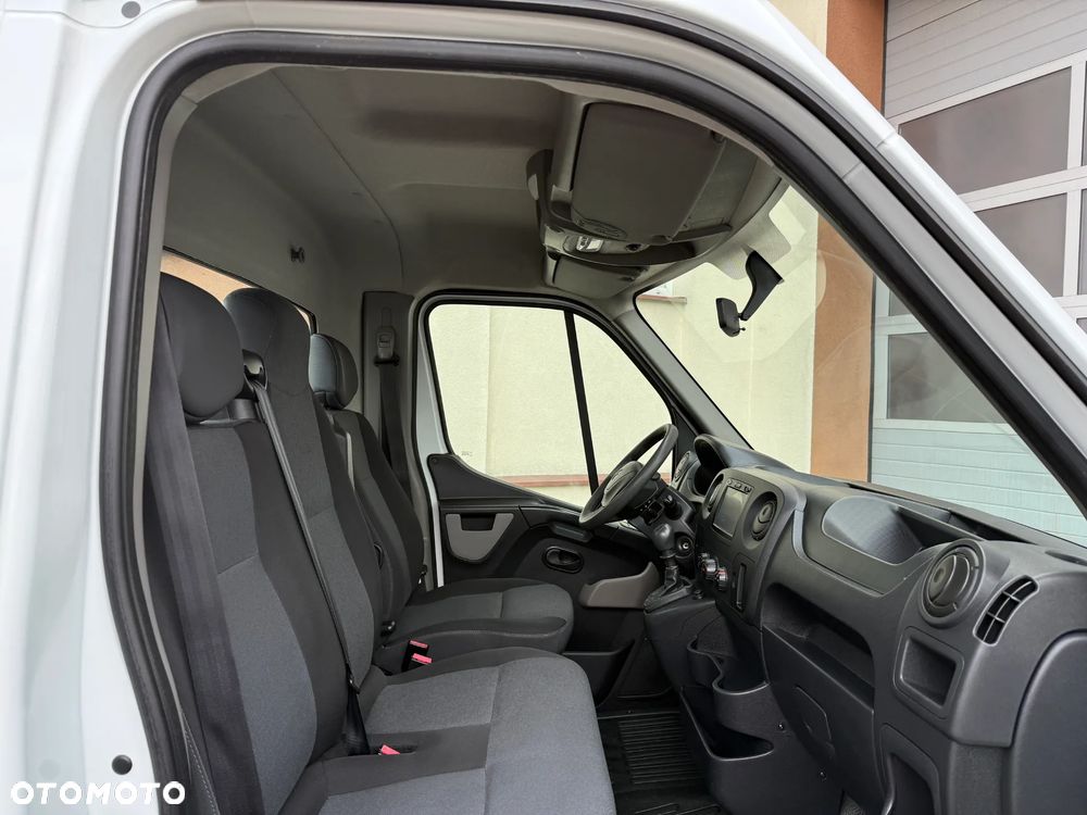 Renault Master Skrzyniowy - 23
