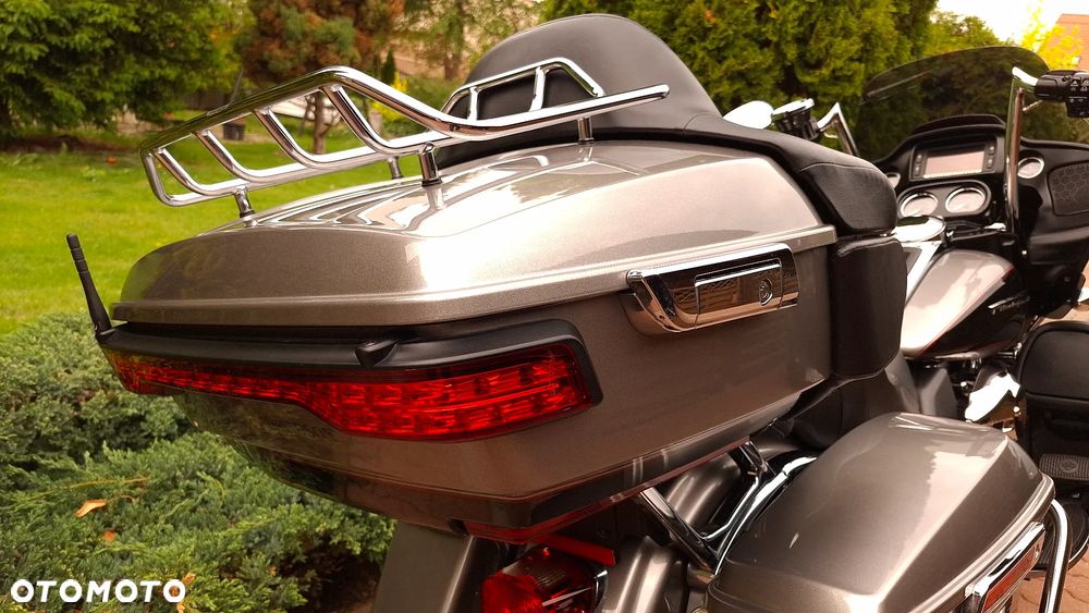 Harley-Davidson Touring Road Glide - 4
