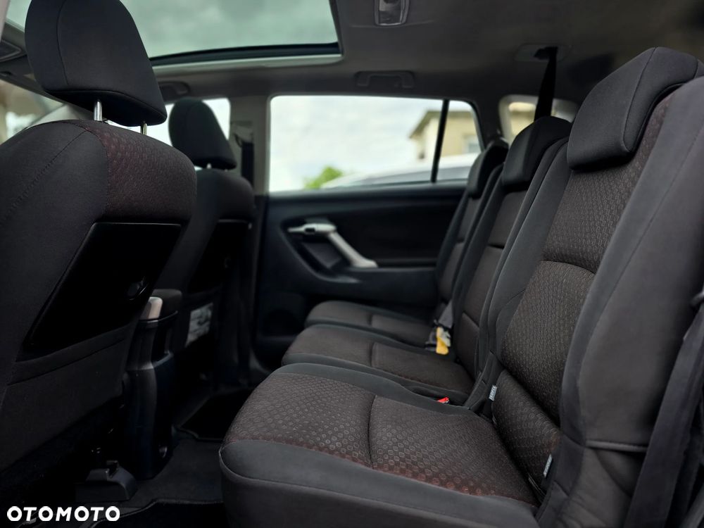 Toyota Verso - 16