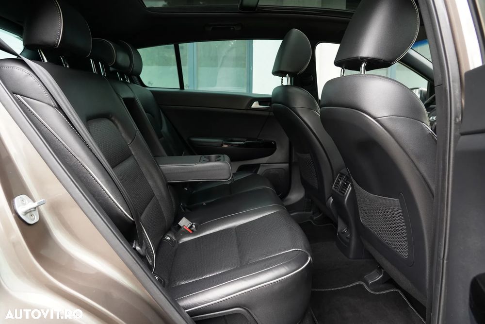 Kia Sportage 2,0 CRDI AWD Aut. GT Line - 11
