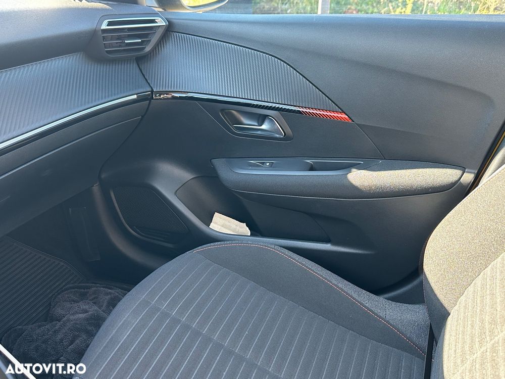 Peugeot 208 1.2 L PureTech STT EAT8 Active Pack - 8