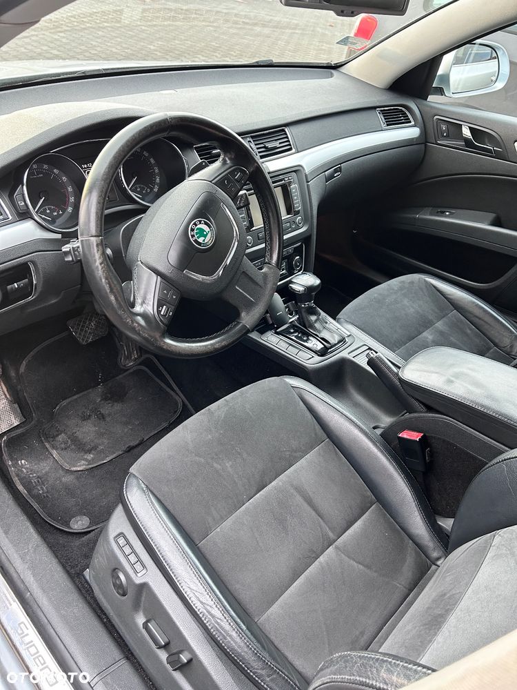 Skoda Superb 2.0 TDI DSG Elegance - 7