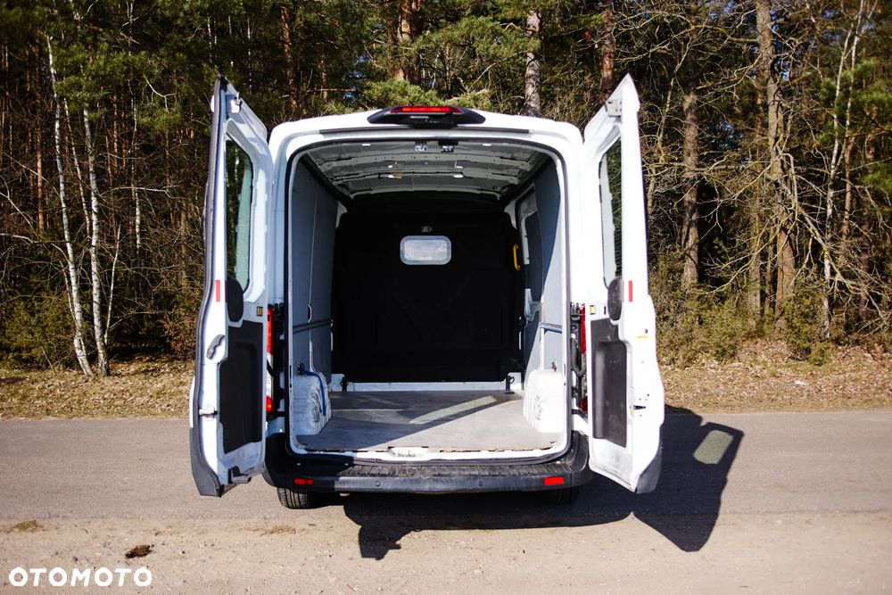 Ford Transit - 13