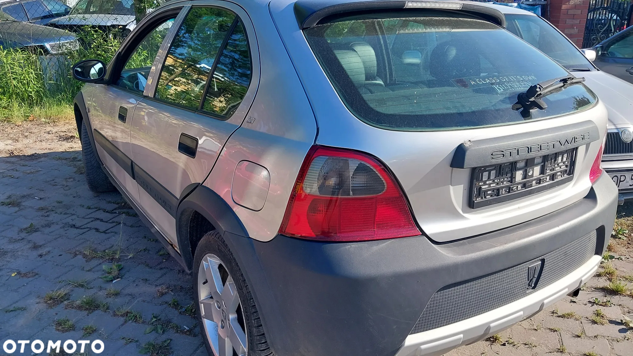 Rover 25 Streetwise silnik 1.4 16v 14K4F Polonez maska zderzak lampy skórzane fotele mcpersony nakładka nadkola błotnika przewody sprężarka panel klimatyzacji Cały na części wszystkie części - 8