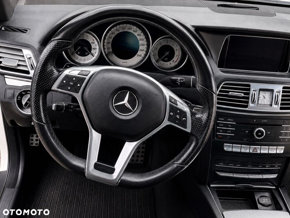 Mercedes-Benz Klasa E - 8