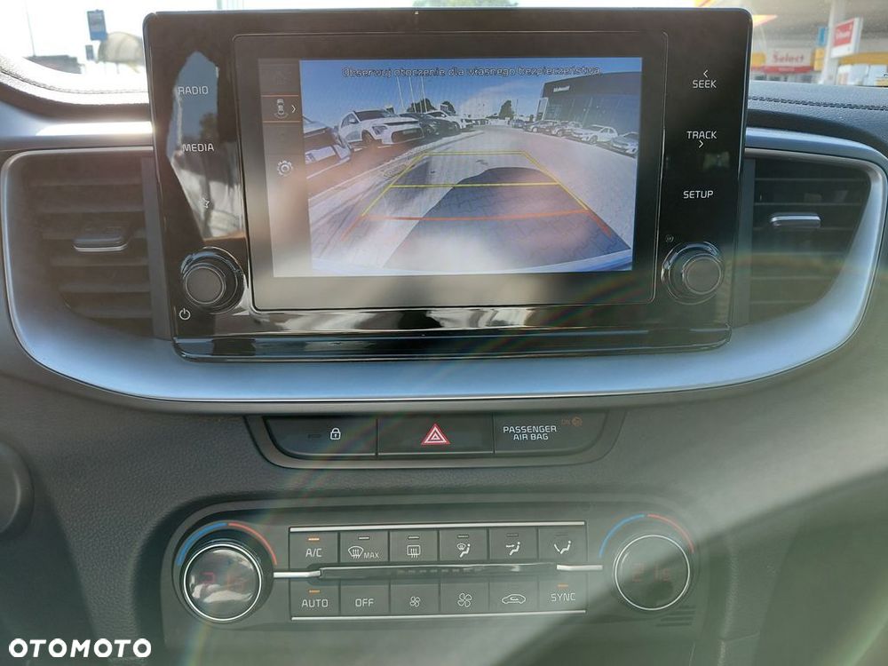 Kia Ceed 1.5 T-GDI M DCT - 20