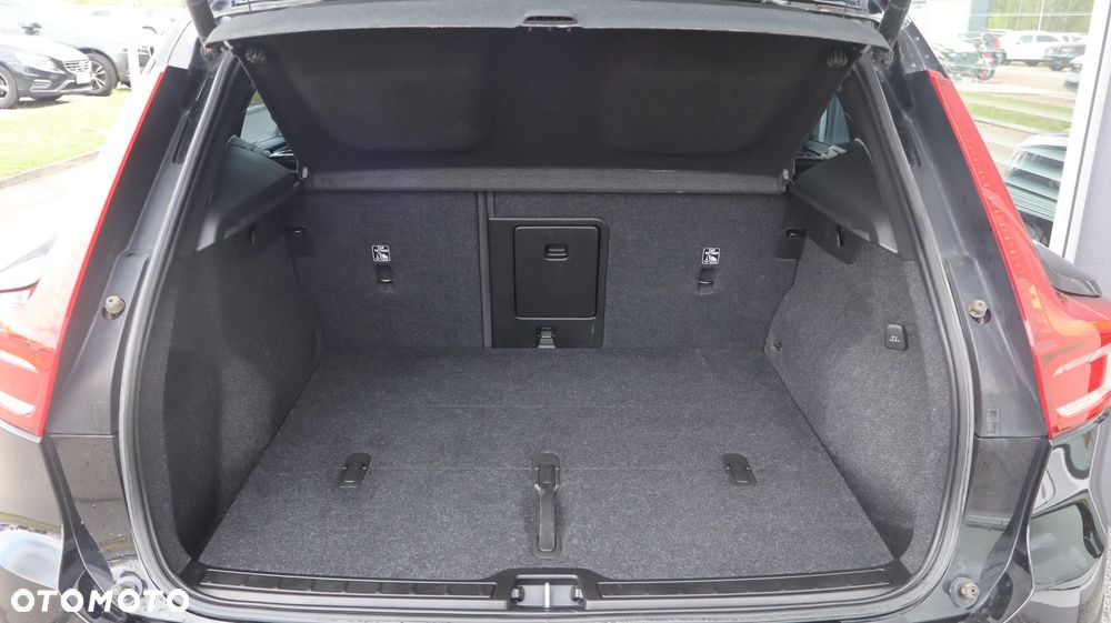 Volvo XC 40 B3 Core - 16