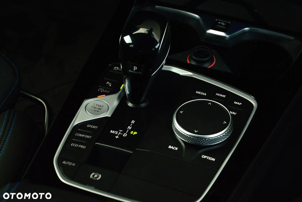 BMW Seria 1 120i M Sport - 31