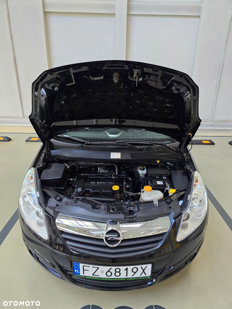 Opel Corsa 1.2 16V Sport - 25
