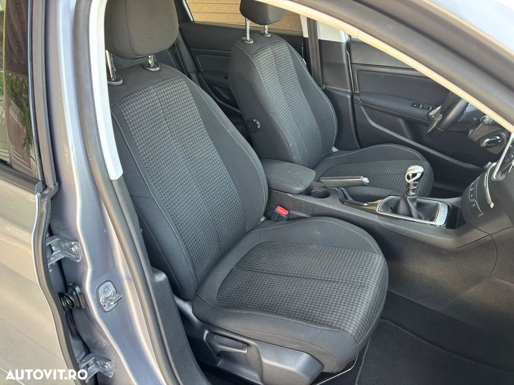 Peugeot 308 - 30