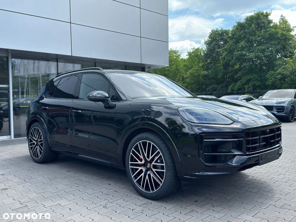 Porsche Cayenne S E-Hybrid PHEV Black Edition - 3