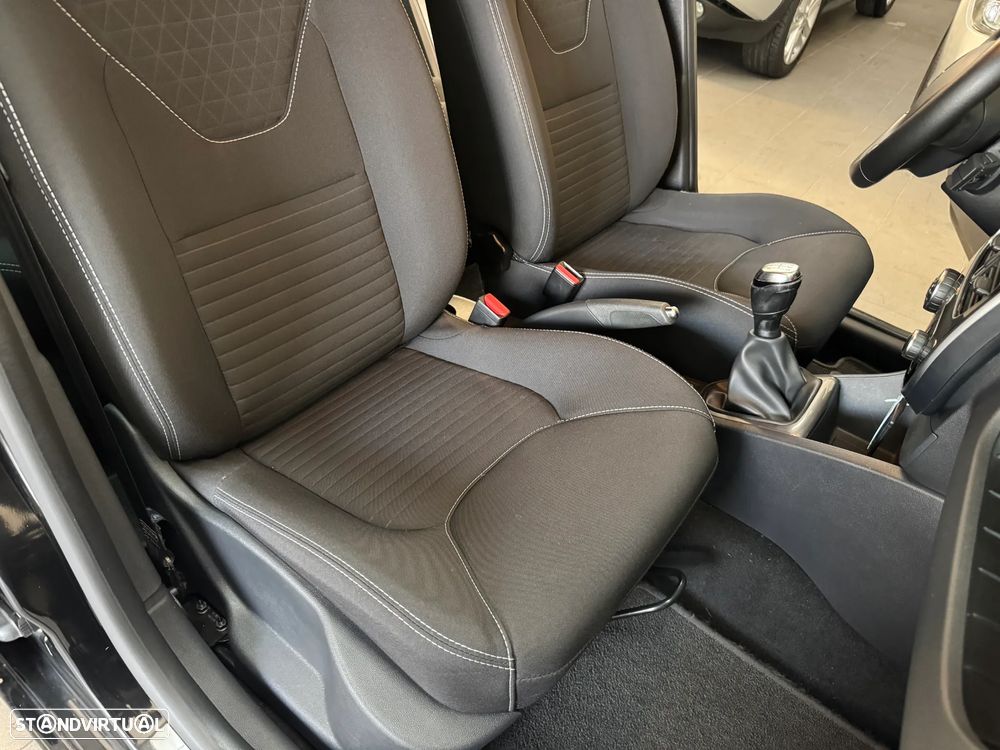 Renault Clio TCe 90 Limited - 20