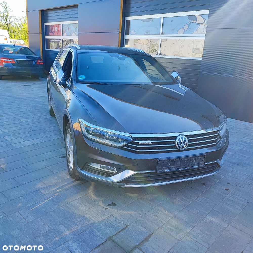 Volkswagen Passat Alltrack 2.0 TDI SCR 4Motion DSG (BMT) - 2