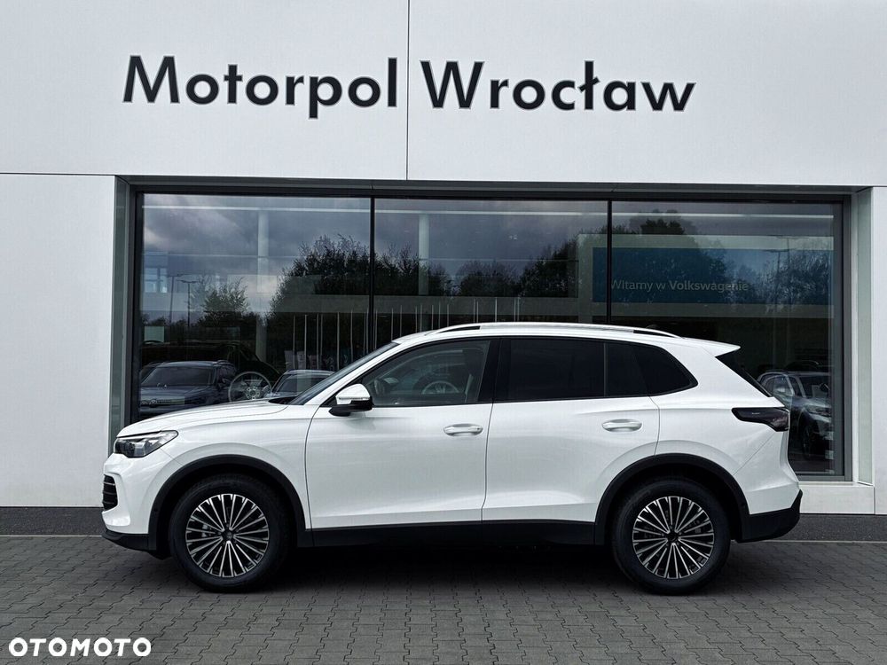 Volkswagen Tiguan - 4